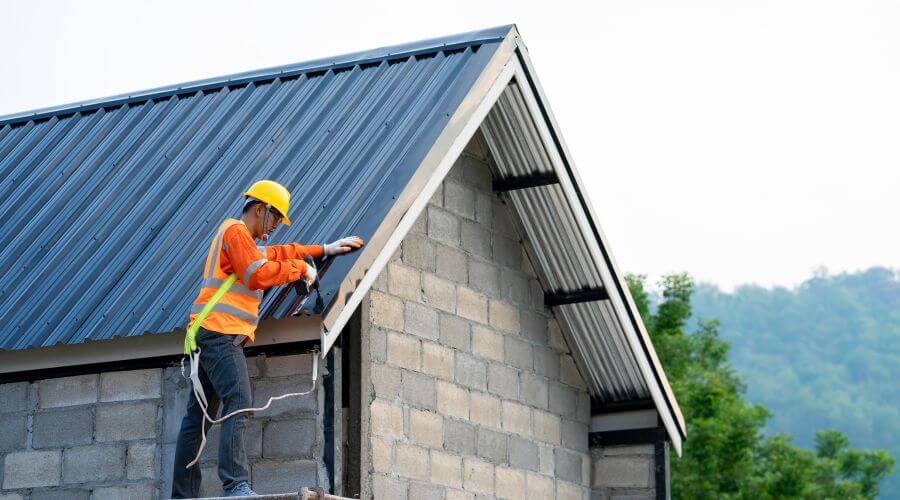 Expert Emergency Roof Repairs services in New Limerick, ME